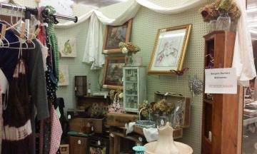 Antiques & More 